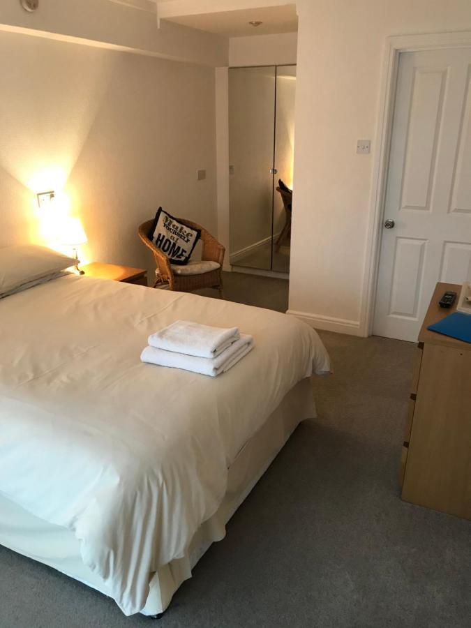 The Hawthornes Licensed Guest House Knottingley Bagian luar foto