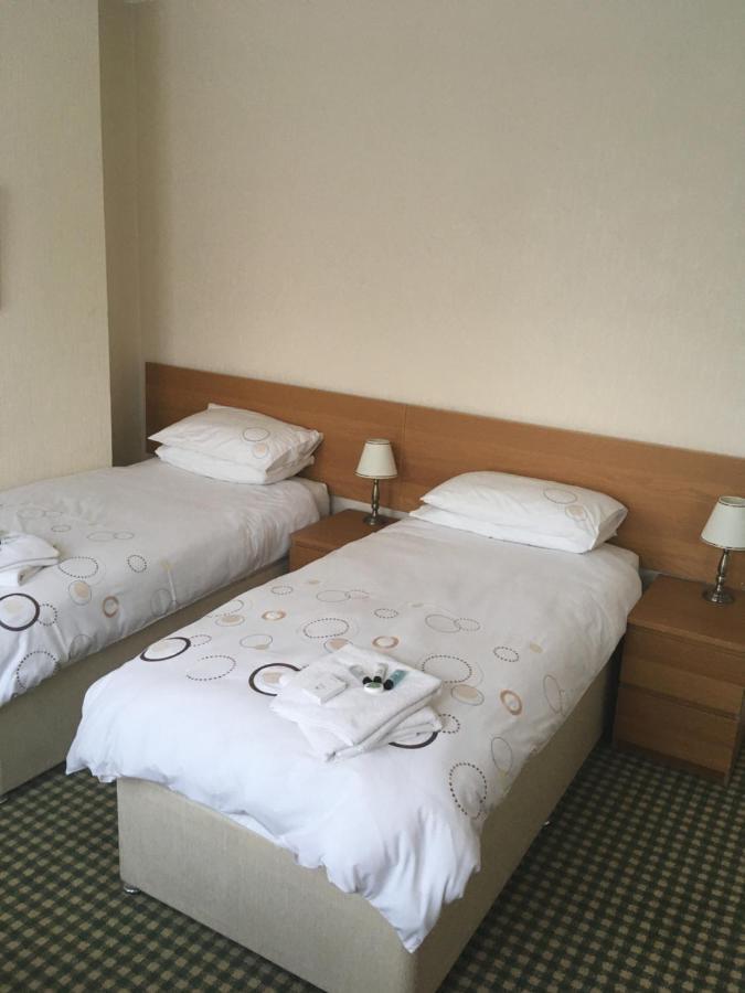 The Hawthornes Licensed Guest House Knottingley Bagian luar foto
